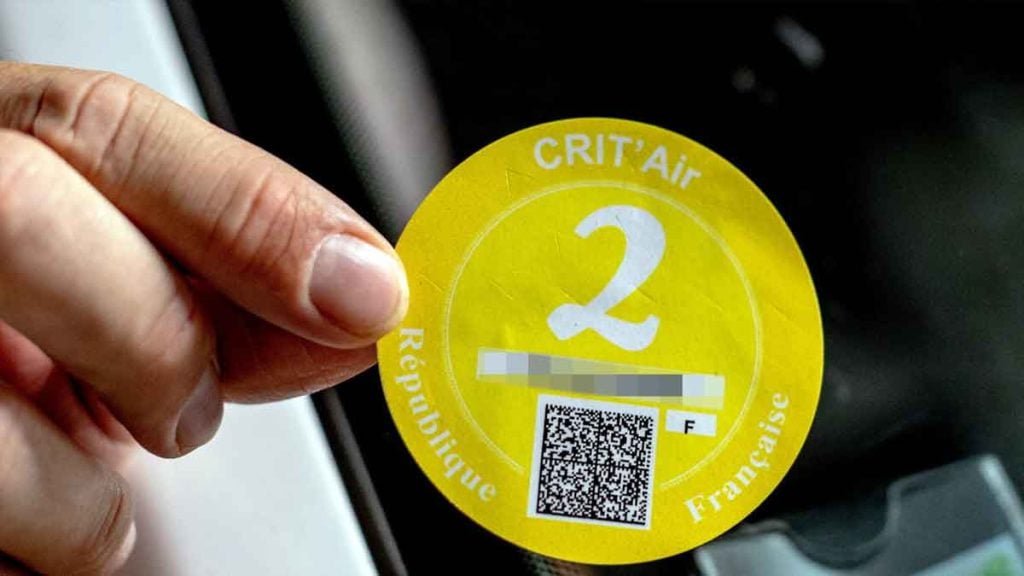 Automobilistes, bonne nouvelle  les vignettes Crit’Air vont être abolies à partir de cette date