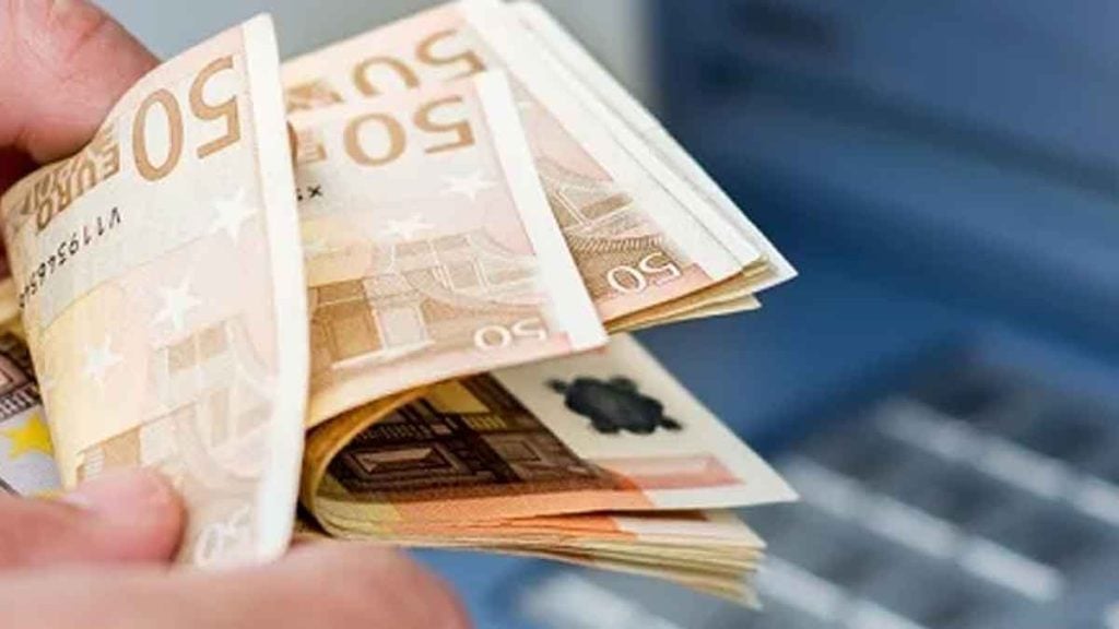 C’est confirmé  l’État va ponctionner 108 euros sur votre compte à partir de cette date