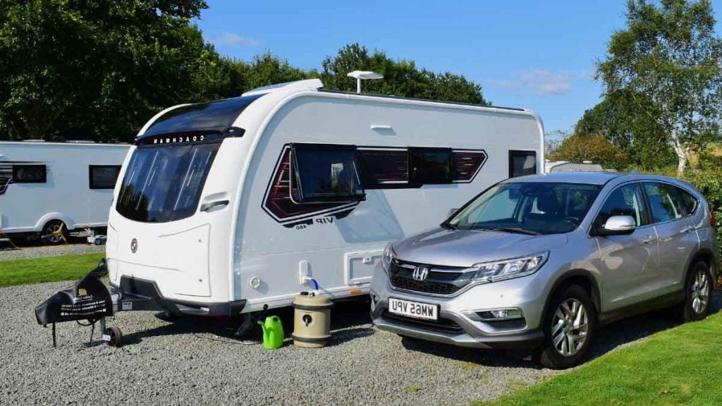 C’est confirmé  une lourde sanction pour les propriétaires de caravane qui laissent leur roulotte dans leur jardin