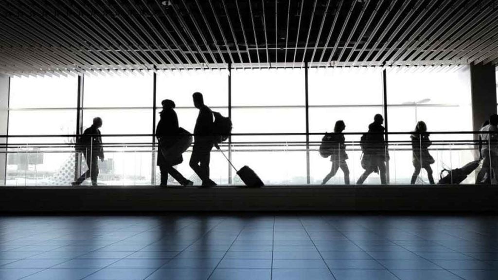 Pendant 20 ans, ce fonctionnaire s’est fait rembourser son aller-retour annuel en Martinique, mais les règles basculent